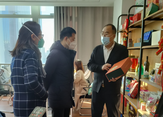 C:\Users\86183\Desktop\崔經(jīng)理.png C:\Users\86183\Desktop\崔經(jīng)理.png